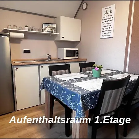 Couette-café & Gaestehaus 3*